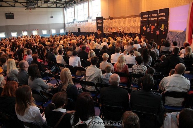 Rozpoczęcie roku szkolnego SP nr 10 [01.09.2014] - zdjęcie #37 - eOstroleka.pl