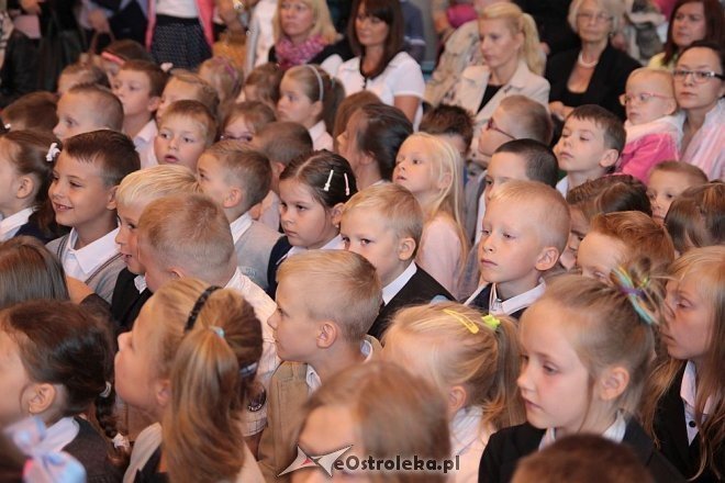 Rozpoczęcie roku szkolnego SP nr 10 [01.09.2014] - zdjęcie #2 - eOstroleka.pl