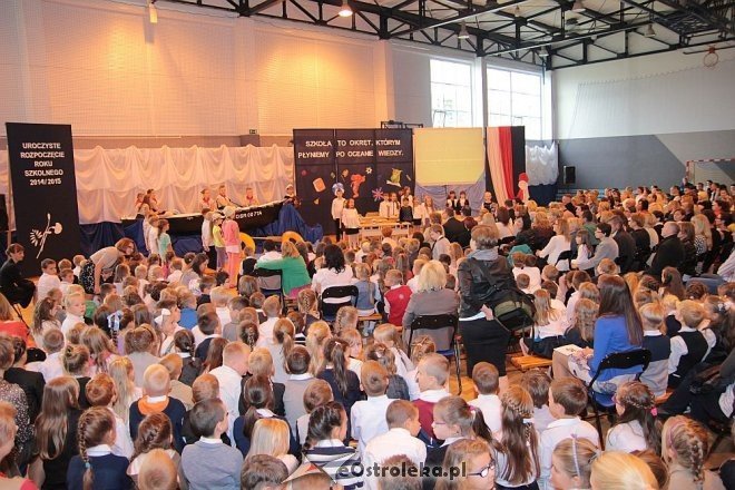 Rozpoczęcie roku szkolnego SP nr 10 [01.09.2014] - zdjęcie #1 - eOstroleka.pl