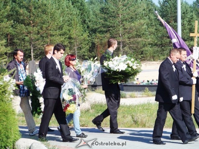 Uroczystości pogrzebowe Adama Guta (04.09.2014) - zdjęcie #4 - eOstroleka.pl