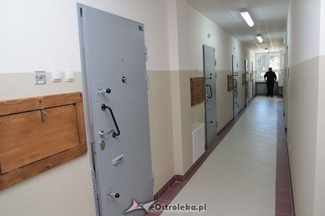 Zobacz jak wygląda wnętrze nowej Komendy Miejskiej Policji w Ostrołęce [05.09.2014] - zdjęcie #90 - eOstroleka.pl