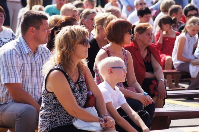 Dożynki gminno-parafialne w gminie Olszewo-Borki (07.09.2014) - zdjęcie #46 - eOstroleka.pl