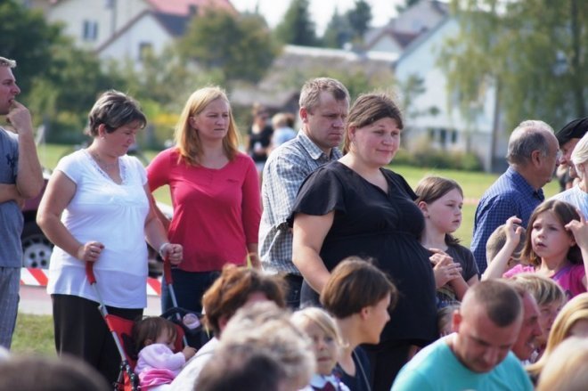 Dożynki gminno-parafialne w gminie Olszewo-Borki (07.09.2014) - zdjęcie #37 - eOstroleka.pl
