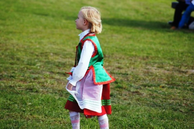 Dożynki gminno-parafialne w gminie Olszewo-Borki (07.09.2014) - zdjęcie #2 - eOstroleka.pl