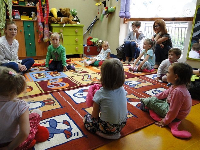 Zobacz jak wygląda lekcja pokazowa dla 3-latków w Szkole Języków Obcych Konwersatorium [10.09.2014] - zdjęcie #8 - eOstroleka.pl