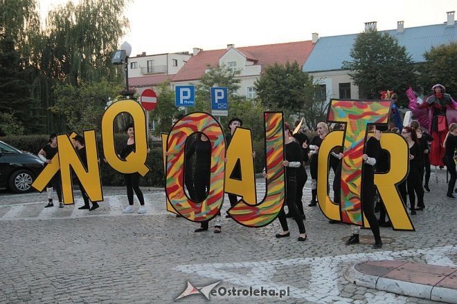 Festiwal Teatralny InQbator 2014: Parada ulicami Ostrołęki [18.09.2014] - zdjęcie #17 - eOstroleka.pl