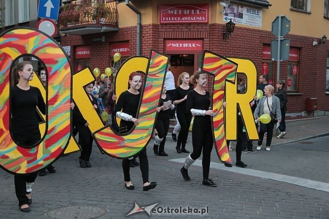 Festiwal Teatralny InQbator 2014: Parada ulicami Ostrołęki [18.09.2014] - zdjęcie #25 - eOstroleka.pl
