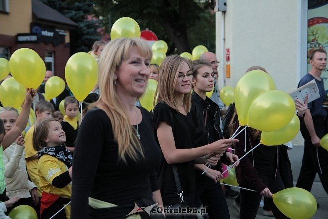 Festiwal Teatralny InQbator 2014: Parada ulicami Ostrołęki [18.09.2014] - zdjęcie #37 - eOstroleka.pl