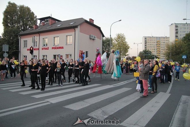 Festiwal Teatralny InQbator 2014: Parada ulicami Ostrołęki [18.09.2014] - zdjęcie #61 - eOstroleka.pl