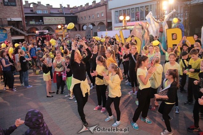 Festiwal Teatralny InQbator 2014: Parada ulicami Ostrołęki [18.09.2014] - zdjęcie #47 - eOstroleka.pl