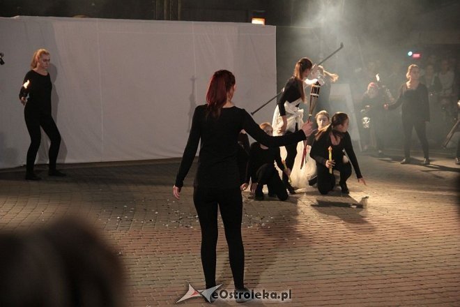 Festiwal Teatralny InQbator 2014: Parada ulicami Ostrołęki [18.09.2014] - zdjęcie #12 - eOstroleka.pl