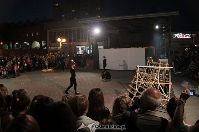 Festiwal Teatralny InQbator 2014: Parada ulicami Ostrołęki [18.09.2014] - zdjęcie #9 - eOstroleka.pl