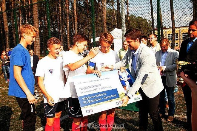 Turniej piłkarski PSE&Aldesa Cup za nami: Zwyciężyła drużyna z Ostrołęki [20.09.2014] - zdjęcie #50 - eOstroleka.pl