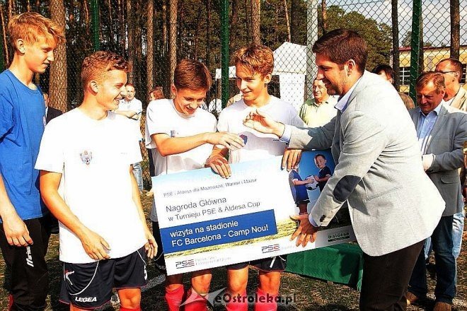 Turniej piłkarski PSE&Aldesa Cup za nami: Zwyciężyła drużyna z Ostrołęki [20.09.2014] - zdjęcie #21 - eOstroleka.pl