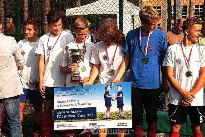 Turniej piłkarski PSE&Aldesa Cup za nami: Zwyciężyła drużyna z Ostrołęki [20.09.2014] - zdjęcie #10 - eOstroleka.pl