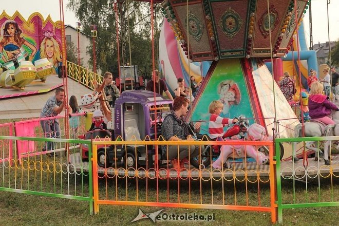 Wesołe miasteczko zawitało do Ostrołęki [20.09.2014] - zdjęcie #15 - eOstroleka.pl