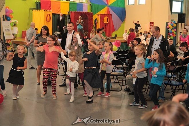 „Wspólnie z Rodziną” - festyn podsumowujący tegoroczną trasę „Radosnego Świetlicobusu” [21.09.2014] - zdjęcie #86 - eOstroleka.pl