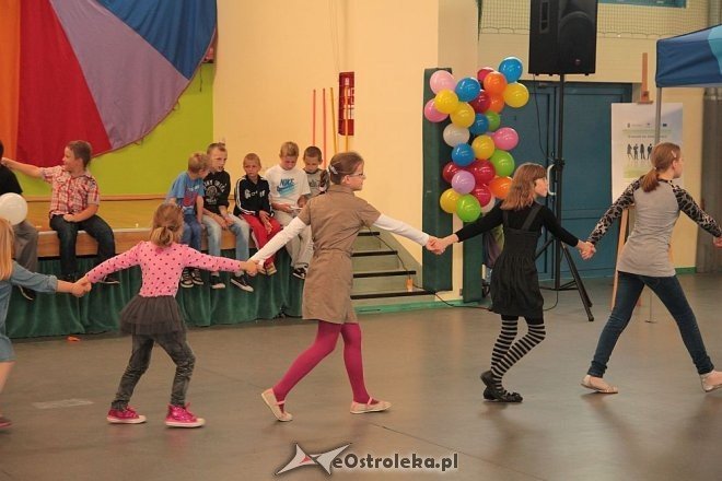 „Wspólnie z Rodziną” - festyn podsumowujący tegoroczną trasę „Radosnego Świetlicobusu” [21.09.2014] - zdjęcie #119 - eOstroleka.pl