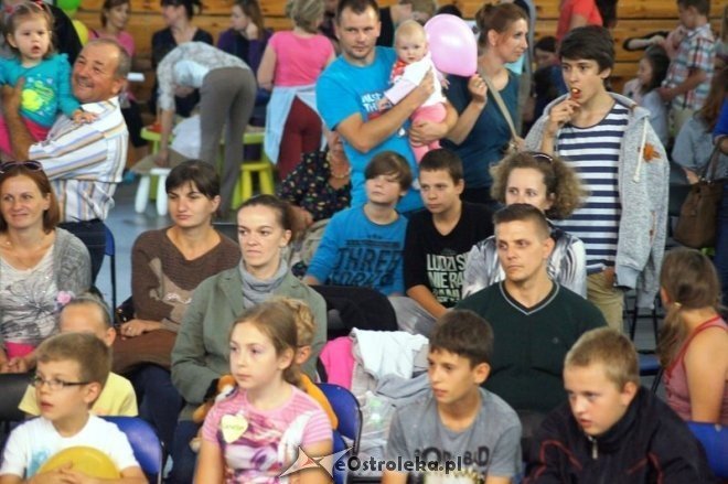 „Wspólnie z Rodziną” - festyn podsumowujący tegoroczną trasę „Radosnego Świetlicobusu” [21.09.2014] - zdjęcie #26 - eOstroleka.pl