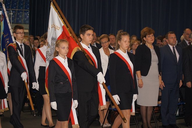 ZSZ 4 dołączył do Ogólnopolskiego Klubu Przodujących Szkół - zdjęcie #7 - eOstroleka.pl