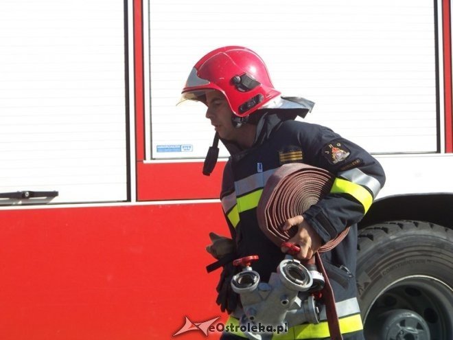 Ćwiczenia strażackie w Gimnazjum nr 1 [29.09.2014] - zdjęcie #14 - eOstroleka.pl