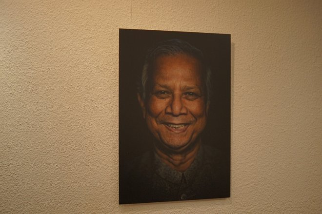 Wernisaż wystawy portretów laureatów Pokojowej Nagrody Nobla - zdjęcie #3 - eOstroleka.pl