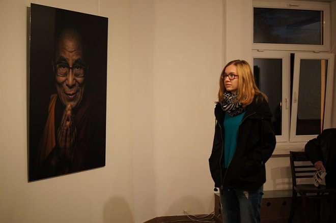 Wernisaż wystawy portretów laureatów Pokojowej Nagrody Nobla - zdjęcie #19 - eOstroleka.pl