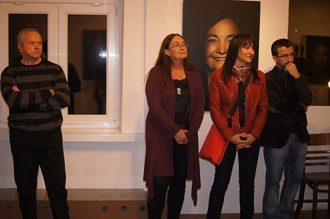 Wernisaż wystawy portretów laureatów Pokojowej Nagrody Nobla - zdjęcie #24 - eOstroleka.pl