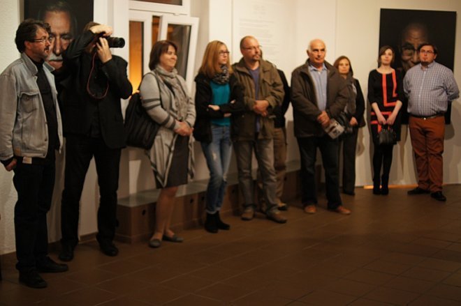 Wernisaż wystawy portretów laureatów Pokojowej Nagrody Nobla - zdjęcie #26 - eOstroleka.pl