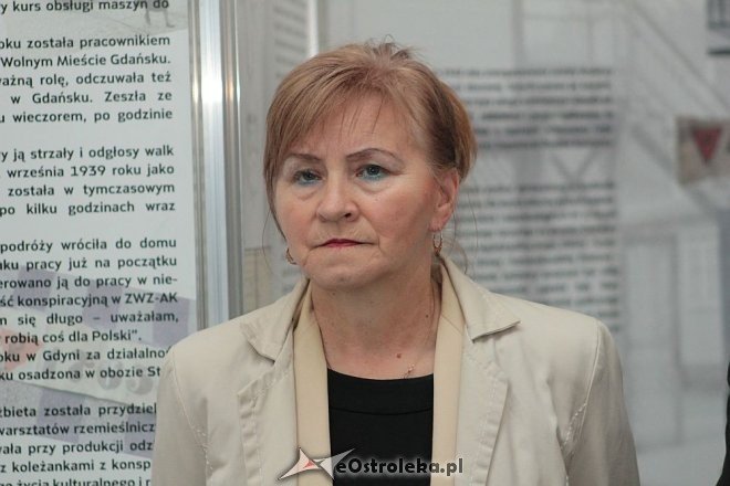 Wernisaż wystawy „Stutthof 1939 – 1945. Historia i jej świadkowe” w Muzeum Kultury Kurpiowskiej [04.10.2014] - zdjęcie #21 - eOstroleka.pl
