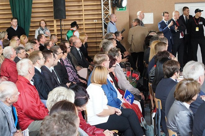 Jarosław Kaczyński w Kadzidle [05.10.2014] - zdjęcie #34 - eOstroleka.pl