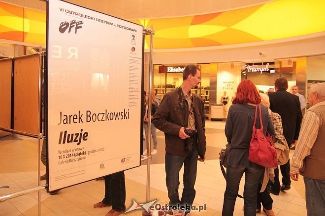OFF 2014: Wernisaż wystawy „Iluzje” Jarka Boczkowskiego [10.10.2014] - zdjęcie #24 - eOstroleka.pl