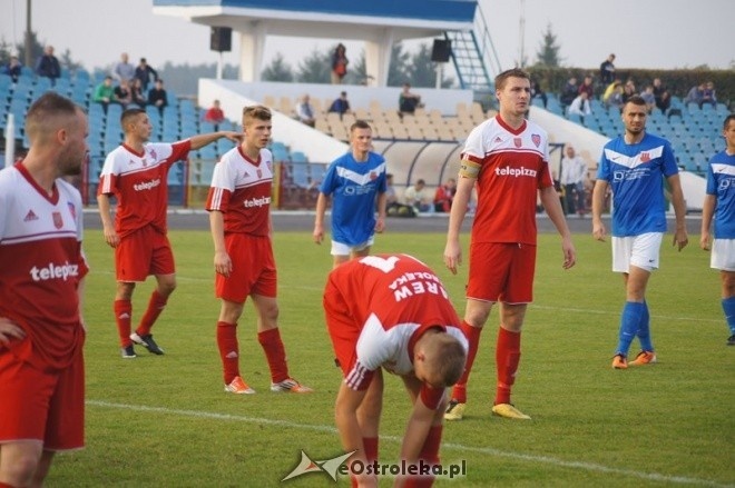 Narew Ostrołęka - MKS Przasnysz [11.10.2014] - zdjęcie #16 - eOstroleka.pl