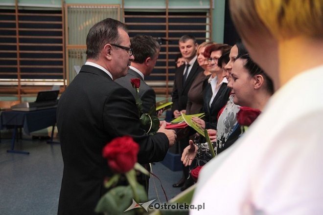 Miejskiej obchody Dnia Edukacji Narodowej 2014 w Ostrołęce [16.10.2014] - zdjęcie #4 - eOstroleka.pl