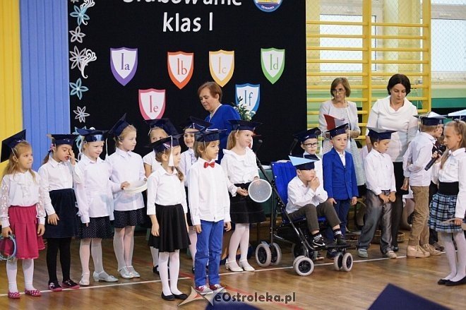 Pasowanie na ucznia w Szkole Podstawowej nr 2 w Ostrołęce [21.10.2014] - zdjęcie #1 - eOstroleka.pl