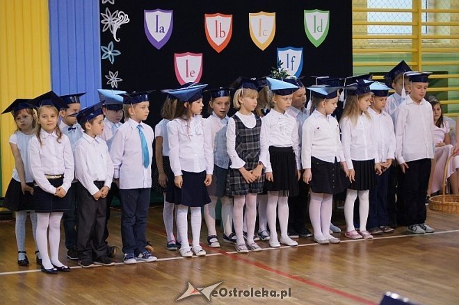 Pasowanie na ucznia w Szkole Podstawowej nr 2 w Ostrołęce [21.10.2014] - zdjęcie #11 - eOstroleka.pl