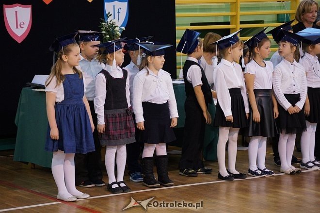Pasowanie na ucznia w Szkole Podstawowej nr 2 w Ostrołęce [21.10.2014] - zdjęcie #48 - eOstroleka.pl