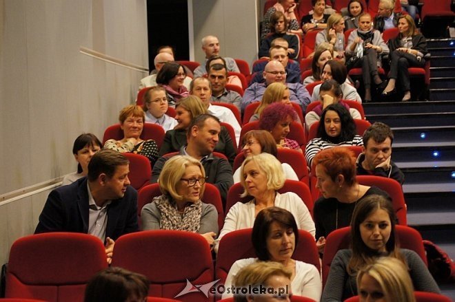 „Single i Remiksy” w Ostrołęckim Centrum Kultury [27.10.2014] - zdjęcie #31 - eOstroleka.pl