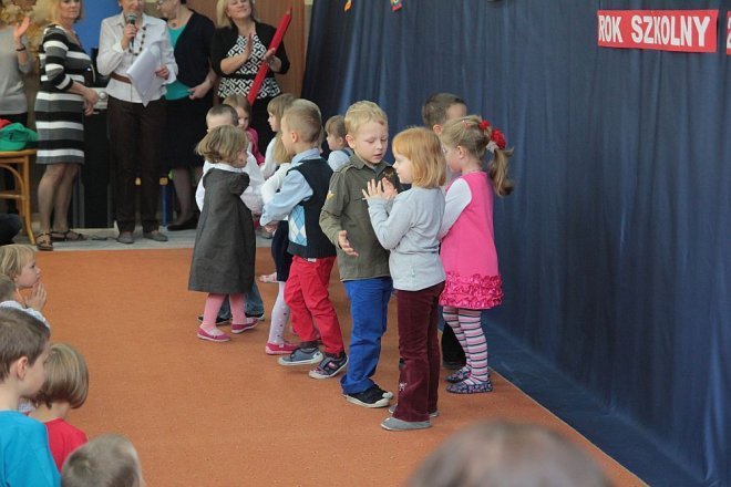 Pasowanie na przedszkolaka w miejskiej siódemc [ZDJĘCIA] - zdjęcie #35 - eOstroleka.pl