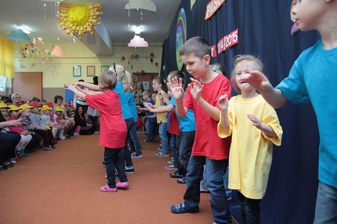 Pasowanie na przedszkolaka w miejskiej siódemc [ZDJĘCIA] - zdjęcie #19 - eOstroleka.pl