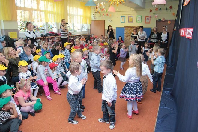 Pasowanie na przedszkolaka w miejskiej siódemc [ZDJĘCIA] - zdjęcie #12 - eOstroleka.pl