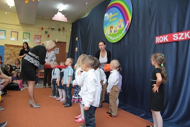 Pasowanie na przedszkolaka w miejskiej siódemc [ZDJĘCIA] - zdjęcie #5 - eOstroleka.pl