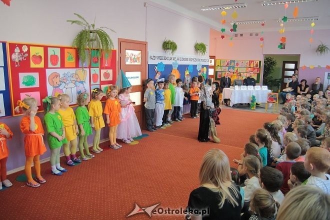 Przedszkolaki z „ósemki” wiedzą jak dbać o zdrowie [29.10.2014] - zdjęcie #16 - eOstroleka.pl