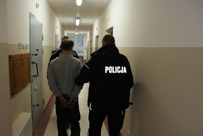 Ostrołęka: Metodą „na wnuczka” oszukali starsze osoby na ponad 140 tysięcy złotych [03.11.2014] - zdjęcie #3 - eOstroleka.pl