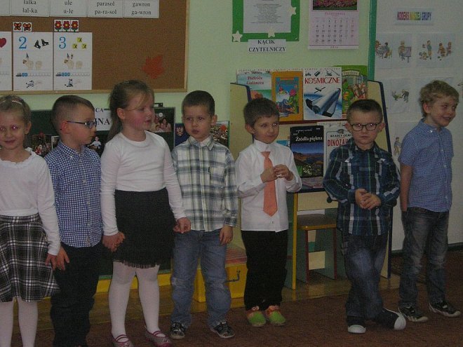 Pasowanie na Przedszkolaka Tropiciela [03.11.2014] - zdjęcie #15 - eOstroleka.pl