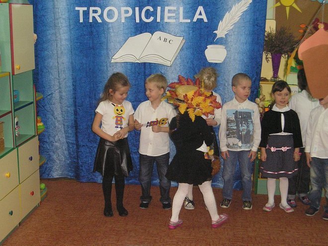 Pasowanie na Przedszkolaka Tropiciela [03.11.2014] - zdjęcie #27 - eOstroleka.pl