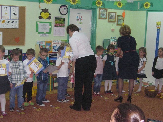 Pasowanie na Przedszkolaka Tropiciela [03.11.2014] - zdjęcie #39 - eOstroleka.pl