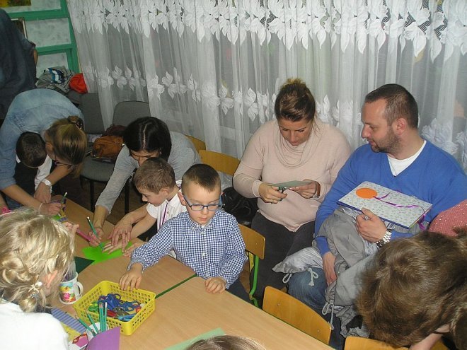 Pasowanie na Przedszkolaka Tropiciela [03.11.2014] - zdjęcie #8 - eOstroleka.pl