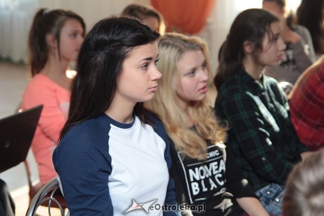 Ostrołęccy gimnazjaliści uczą się hiszpańskiego z Aldesą [05.11.2014] - zdjęcie #37 - eOstroleka.pl