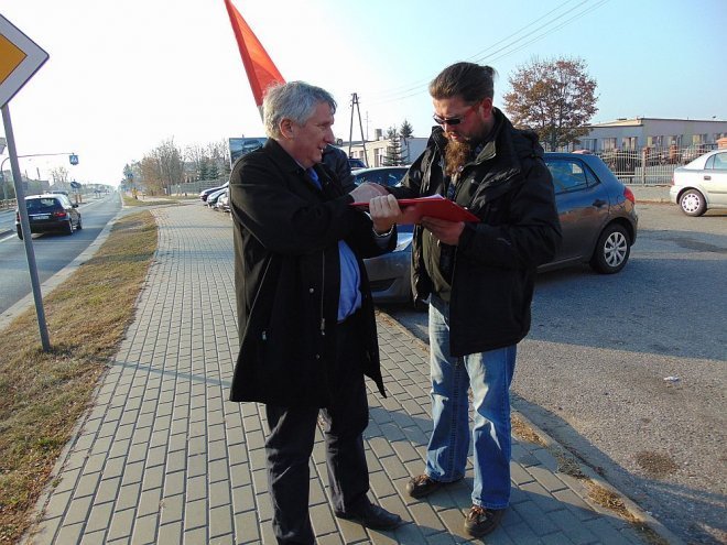 „Narodowcy” z Ostrołęki wspierają protestujących rolników [05.11.2014] - zdjęcie #4 - eOstroleka.pl
